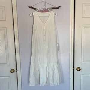 100% cotton White Sleeveless Dress with pockets